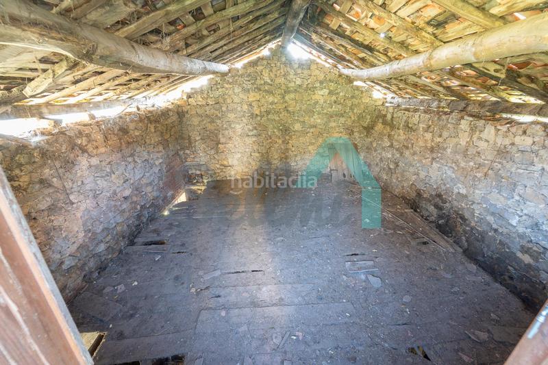 Foto c78b608c-c20e-4f5f-a6f7-0af3c38bf2b8. Maison dans Parres