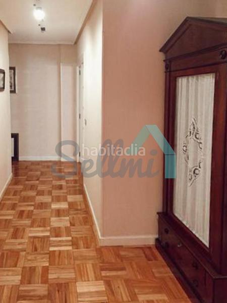 Foto 958edbef-0e55-4fb0-b535-f89f311bb818. Flat with heating parking in Pravia