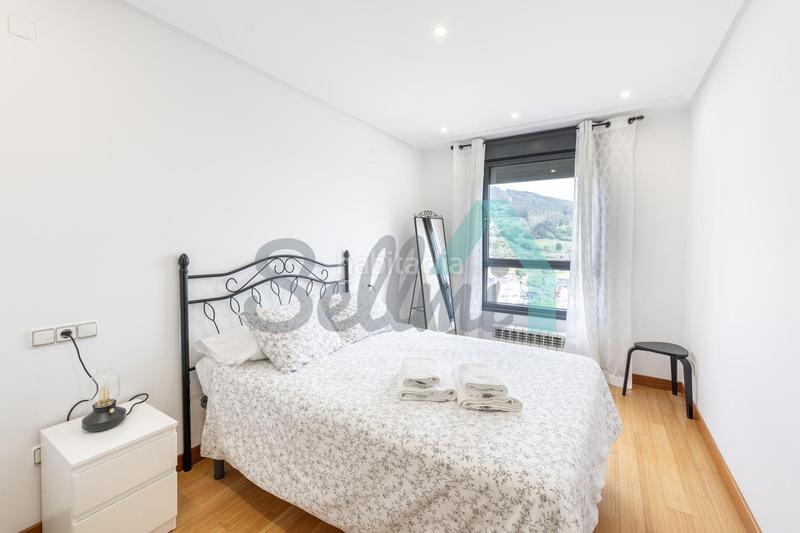 Foto 665c9347-b567-454c-ae4f-4f57b09b52f2. Location appartement avec chauffage parking dans Huca - La Cadellada Oviedo