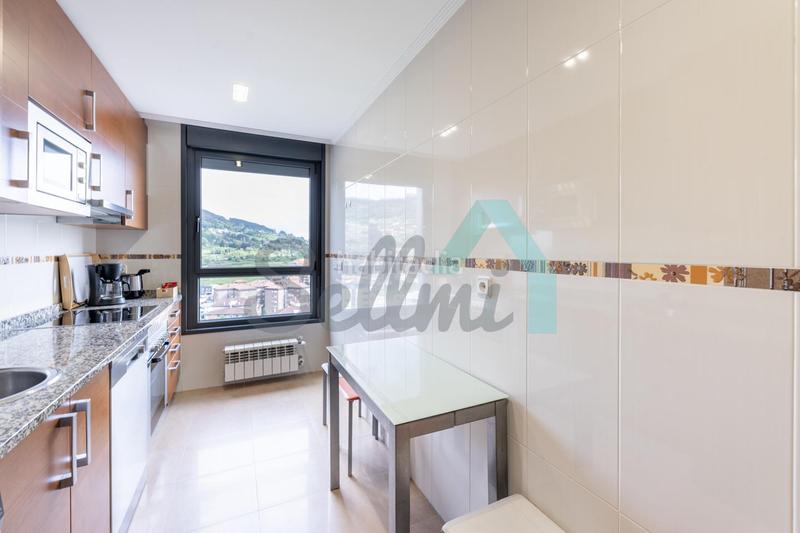 Foto 734b919e-5cc8-48b5-9c07-89c9b999c481. Location appartement avec chauffage parking dans Huca - La Cadellada Oviedo