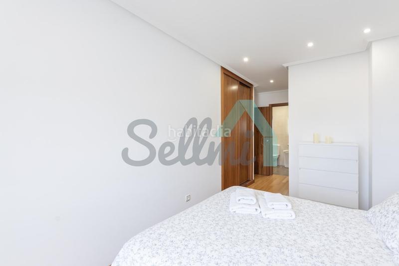 Foto 9fd55e90-4505-442e-ac65-cb12f54e5862. Rent flat with heating parking in Huca - La Cadellada Oviedo