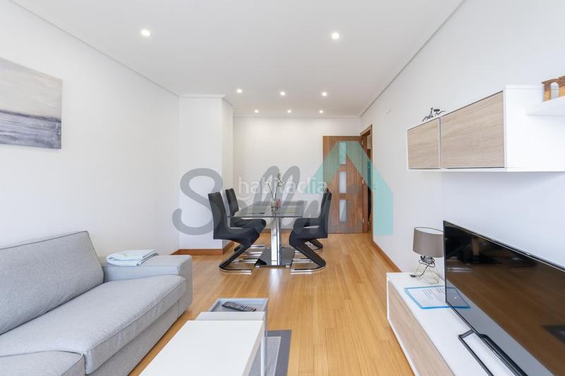Foto abbe83b9-ad3b-427e-81aa-70c64fb1f8a1. Alquiler piso en Huca - La Cadellada Oviedo