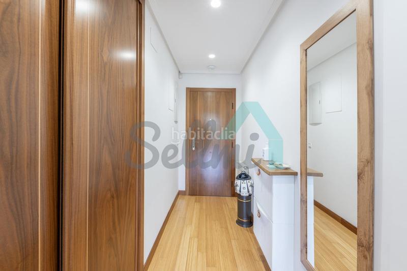 Foto e70dfb46-9bea-4ae9-aa55-75829f8a251b. Alquiler piso en Huca - La Cadellada Oviedo