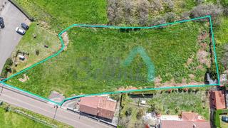 Wohngrundstück in Escamplero