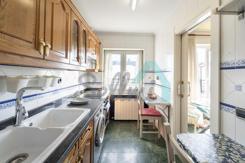 Foto c43c1d29-bdf7-47aa-8f5e-b695f860aa96. Miete dachwohnung mit heizung in El Carbayedo - El Quirinal Avilés
