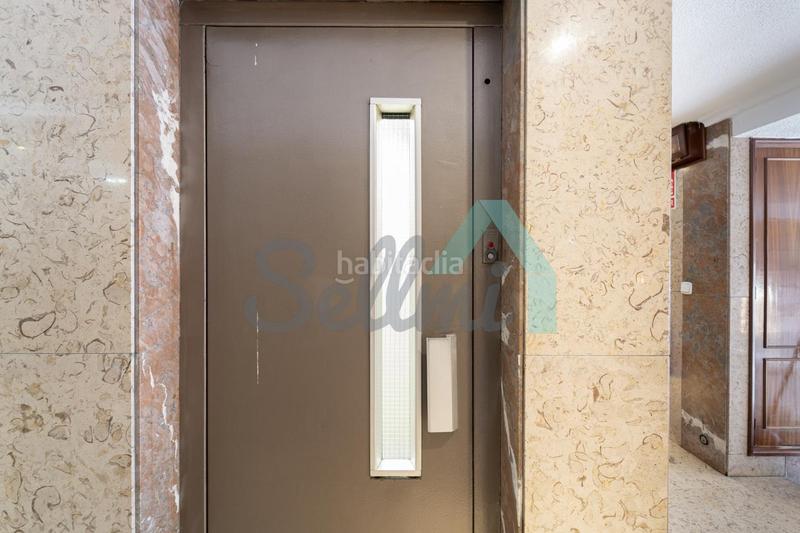 Foto cfa2306e-83e0-4dd5-82f1-ec05db3de2f4. Miete dachwohnung mit heizung in El Carbayedo - El Quirinal Avilés