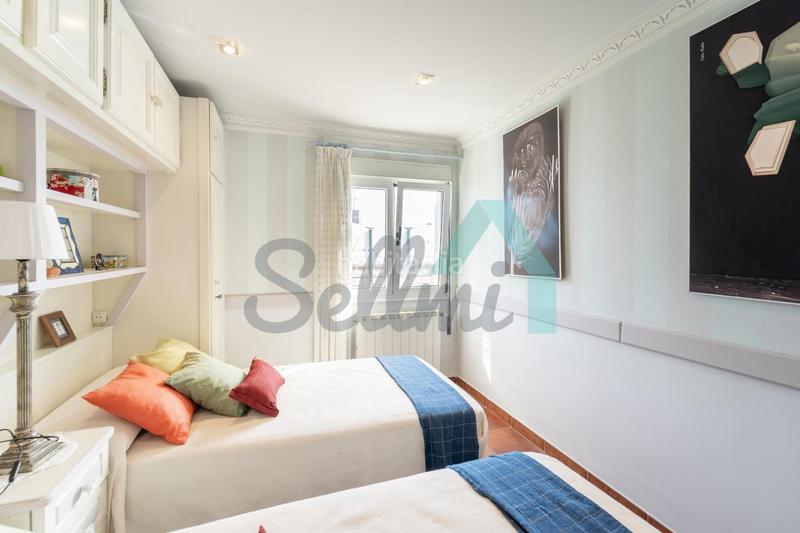 Foto e3ac06e1-ec7a-4eb6-91a1-8cc921f184ef. Miete dachwohnung mit heizung in El Carbayedo - El Quirinal Avilés