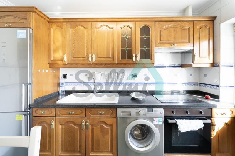 Foto 617b9bcb-5c65-4464-bf23-7207323c06c3. Rent penthouse with heating in El Carbayedo - El Quirinal Avilés