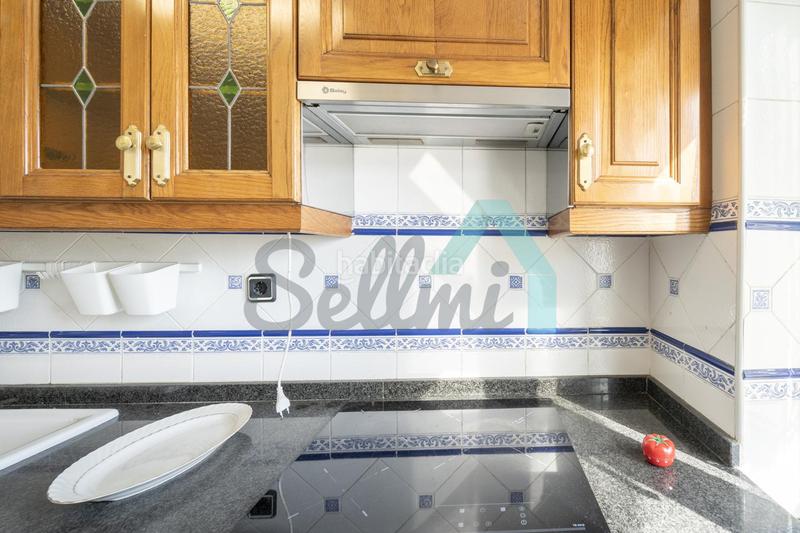 Foto fe9513c0-4cfd-4e3f-9f92-813bc6ab790b. Rent penthouse with heating in El Carbayedo - El Quirinal Avilés