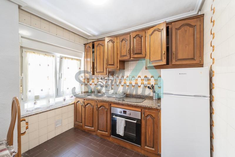 Foto f18c9ba2-9cea-4852-adad-e6246a94bf73. Location appartement avec chauffage dans Ciudad Naranco - Prados de La Fuente Oviedo