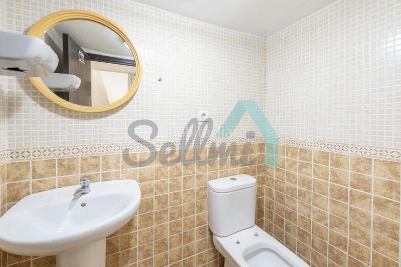 Foto 01c93362-c416-4ab0-9e35-1cfb10531eaf. Alquiler local comercial en Ventanielles Oviedo
