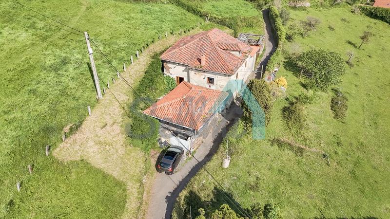 Foto cfc6d87c-bcef-45dc-8981-267fb82f7d6a. Haus in Cudillero