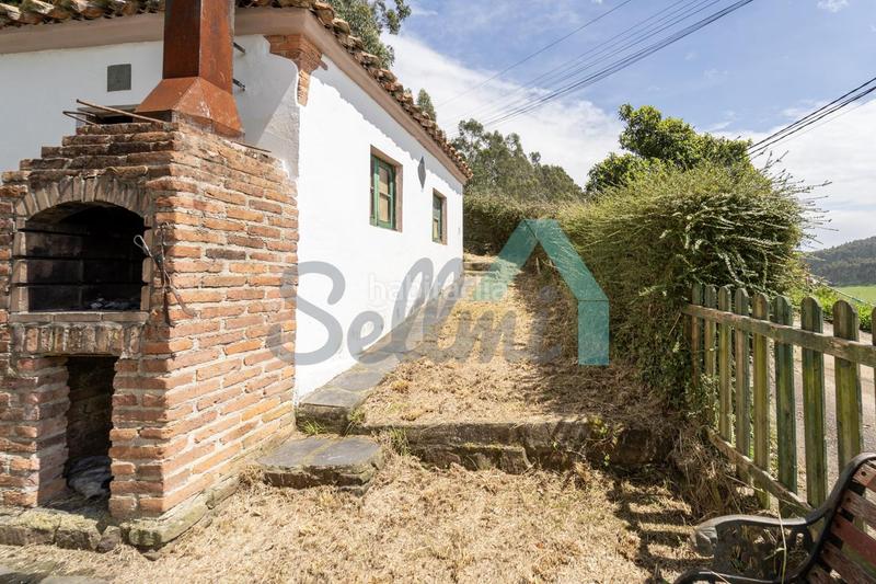 Foto 0001cf64-53ba-44ff-ba94-7c2e8e99d15a. Doppelhaus mit heizung parking in Carreño