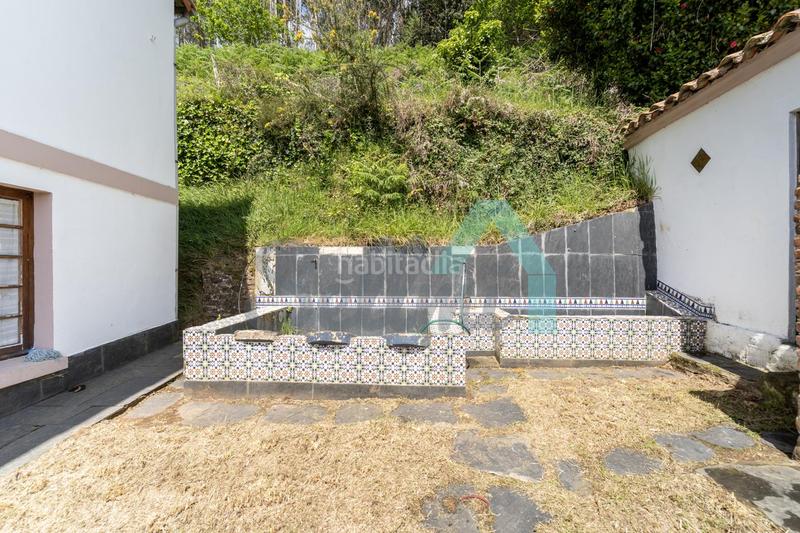 Foto 11616929-03b2-4283-9a2d-33cdf379b571. Doppelhaus mit heizung parking in Carreño