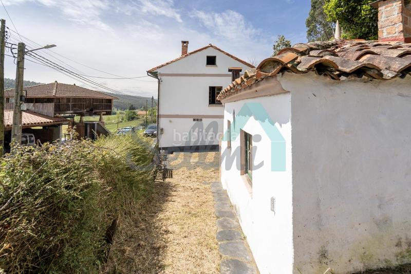 Foto 2a180459-5a27-498c-b7eb-9f20fd39fb85. Doppelhaus mit heizung parking in Carreño