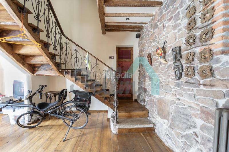 Foto 2cd47b25-448a-415e-8a09-1ff5ebc660ef. Doppelhaus mit heizung parking in Carreño