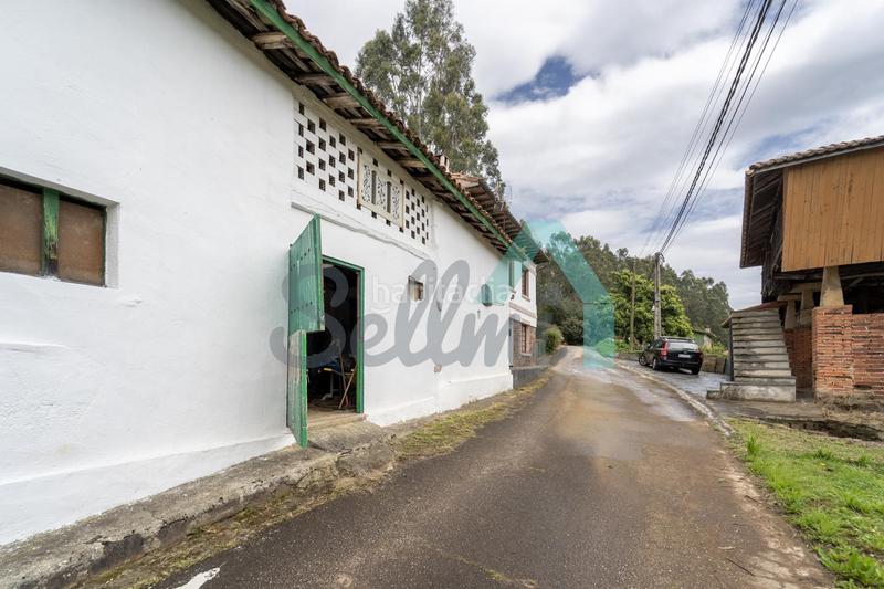 Foto 3a21da93-9e46-44e8-a344-1a7ecce53722. Doppelhaus mit heizung parking in Carreño