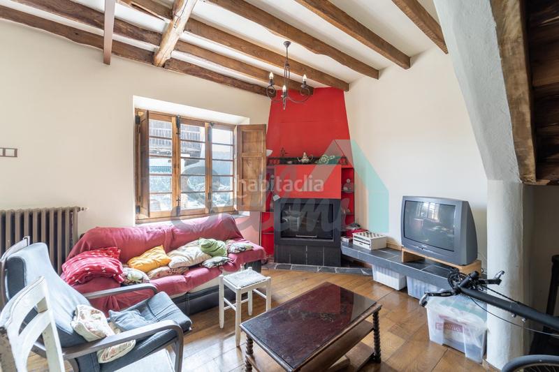 Foto 3adc76e0-5563-4112-8c28-971289586e25. Doppelhaus mit heizung parking in Carreño