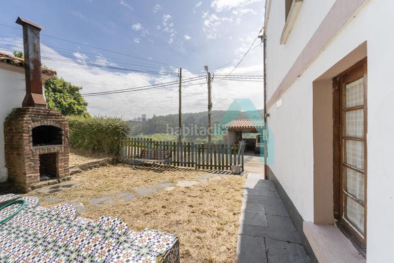 Foto 3c328410-90fb-4e79-837a-3962fcb394f6. Doppelhaus mit heizung parking in Carreño