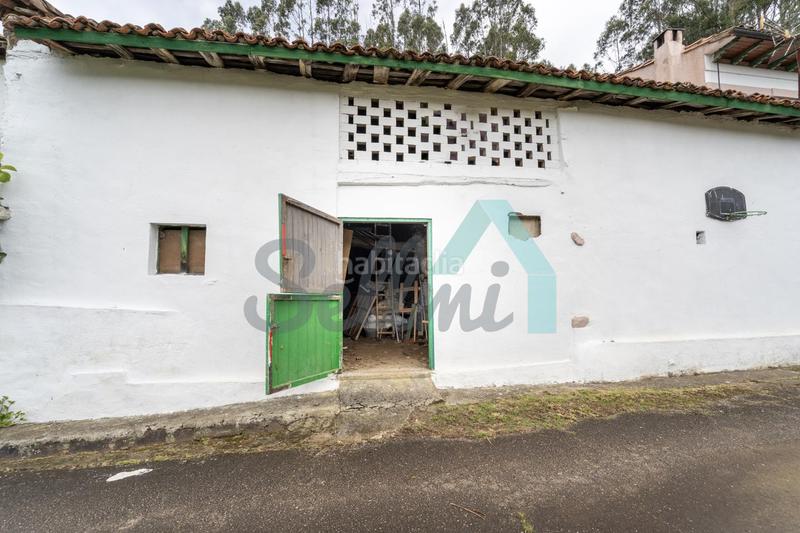 Foto 54190efc-e4e7-461c-84af-351962bf85ea. Doppelhaus mit heizung parking in Carreño