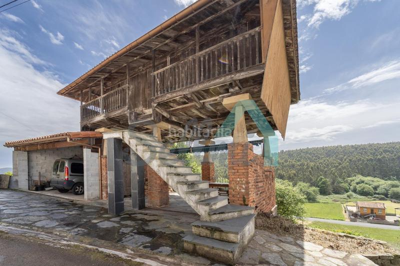 Foto 5827afba-f605-4e58-9664-854ea19a1e70. Doppelhaus mit heizung parking in Carreño