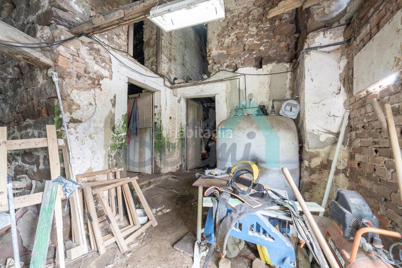 Foto 7446e72d-9c8c-40c0-8a01-c8ab81ee62ce. Doppelhaus mit heizung parking in Carreño