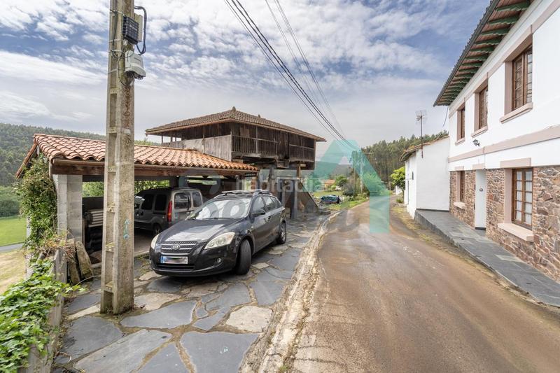 Foto 8a1b4f96-f2b5-4c3c-949b-bf16add205f6. Doppelhaus mit heizung parking in Carreño