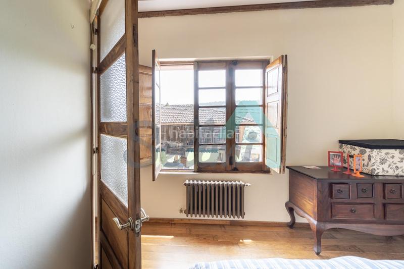 Foto a98c9888-5549-4df7-b8bb-30b6cda3abba. Doppelhaus mit heizung parking in Carreño