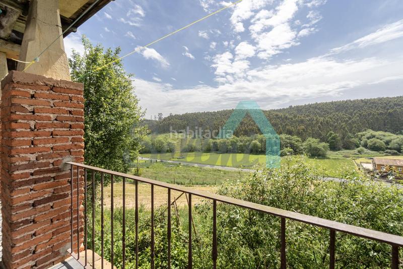 Foto b4ca1a46-86e9-4dc9-9f71-0e5c74673323. Doppelhaus mit heizung parking in Carreño