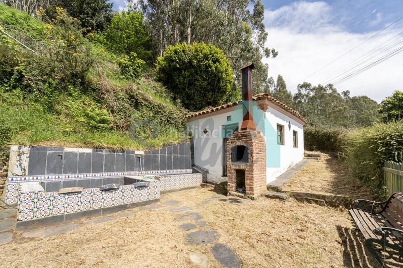 Foto c8195c41-9011-4f0c-9f39-f7d1cd7cc8f1. Doppelhaus mit heizung parking in Carreño