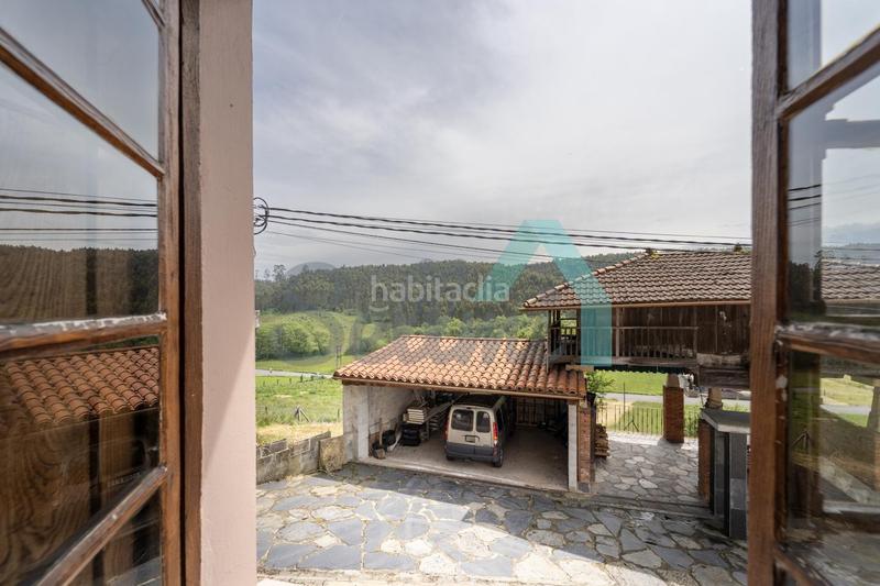 Foto cc99f39c-2872-431c-88c8-978546140a03. Doppelhaus mit heizung parking in Carreño