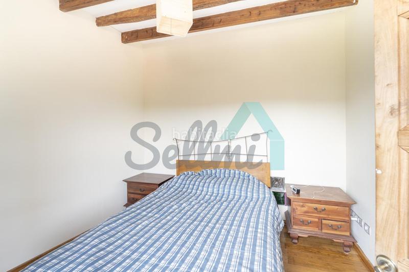 Foto d8cd2015-b7e5-4b92-8627-72e2ed8bdde8. Doppelhaus mit heizung parking in Carreño