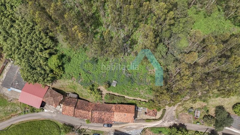 Foto e2935368-b611-4c0c-928f-324bac68b8ac. Doppelhaus mit heizung parking in Carreño