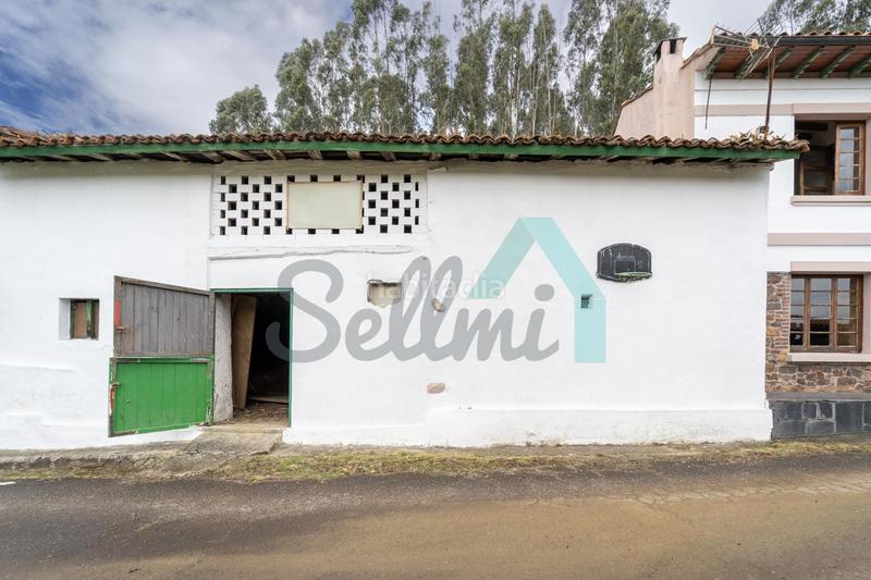 Foto ecfa6982-801d-485b-8658-ca1c766a1bd0. Doppelhaus mit heizung parking in Carreño