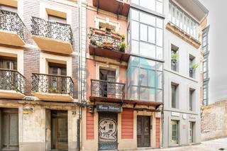 Building  Magdalena