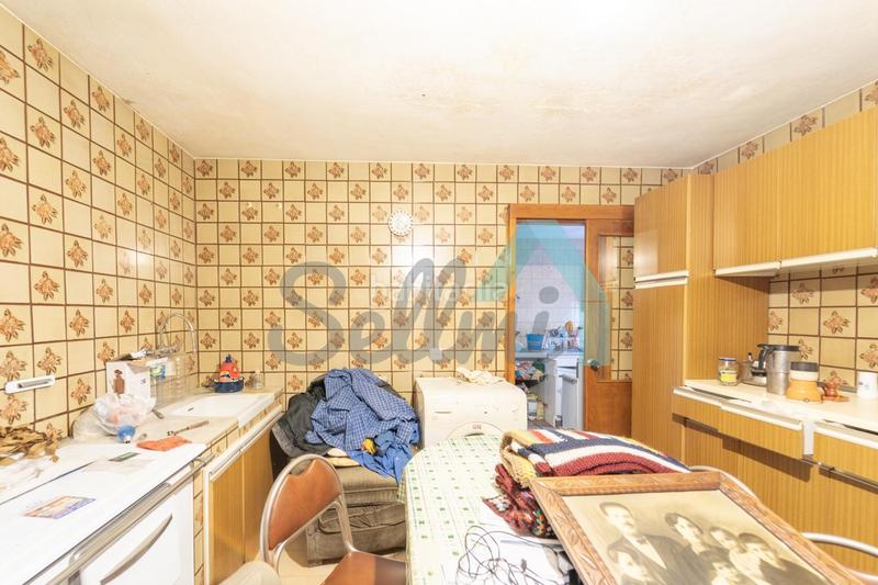 Foto 604d52cb-5726-443d-b332-bc40a1926f5e. Casa aparellada amb calefacció aparcament a San Claudio - Trubia - Las Caldas Oviedo