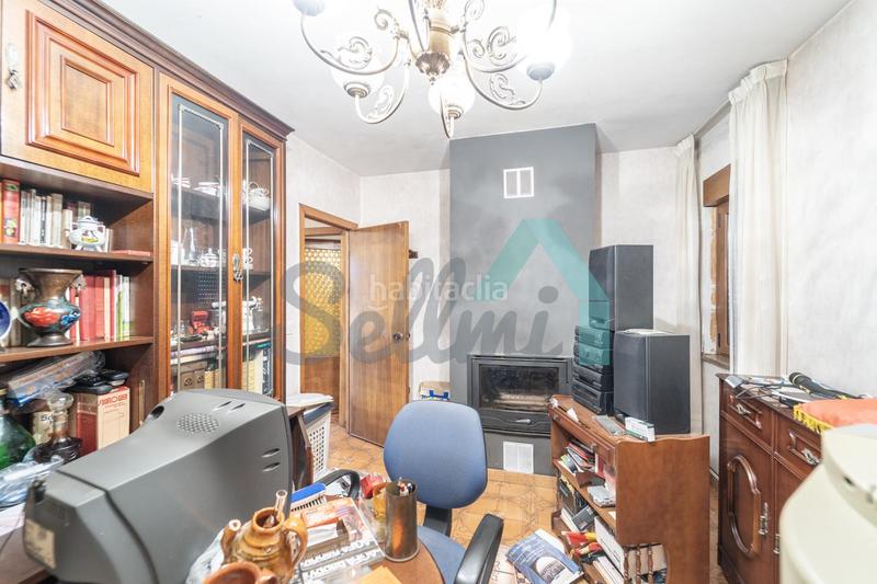 Foto dde73a1a-ac70-4990-b5bc-921137ab40ca. Casa aparellada amb calefacció aparcament a San Claudio - Trubia - Las Caldas Oviedo