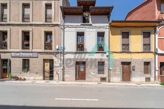 Casa adossada  Doctor garcía miranda