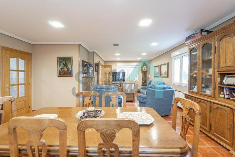 Foto 13c3eef1-46d2-45a9-8dcf-d7be4940098a. Casa en Parroquias Sur - La Manjoya Oviedo