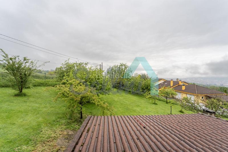 Foto 42e365df-3429-4346-8084-b3de5bd85292. Casa en Parroquias Sur - La Manjoya Oviedo