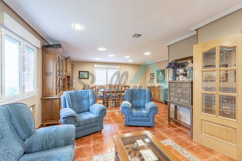 Foto 59486a0c-6d08-49d8-a968-568ba3b1dfbd. Casa en Parroquias Sur - La Manjoya Oviedo