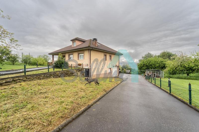 Foto 87388a9d-cdde-4bf3-837e-3f2957b93c3f. Casa en Parroquias Sur - La Manjoya Oviedo