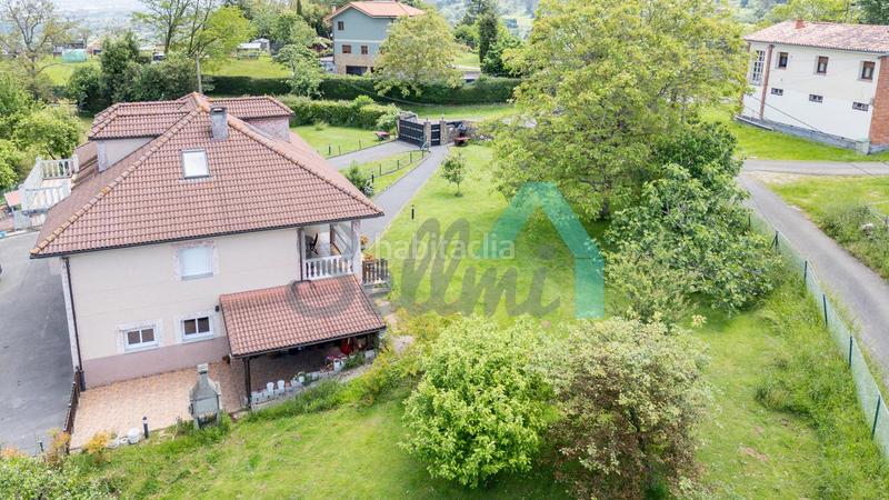 Foto 87e8efda-6b2a-46ec-9a5f-3b4f898d6485. Casa en Parroquias Sur - La Manjoya Oviedo