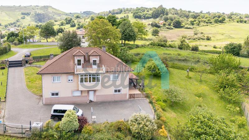 Foto 9bbc092b-1dfa-4125-a598-e8d2600754b7. Casa en Parroquias Sur - La Manjoya Oviedo