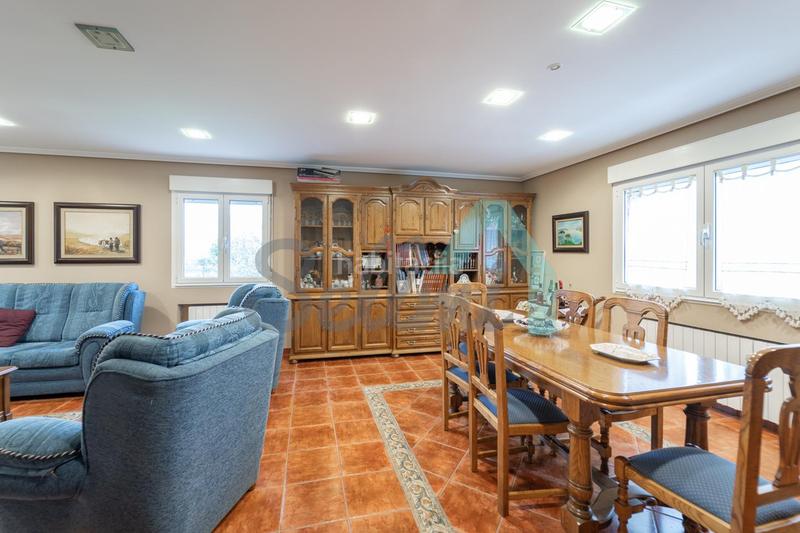 Foto a2f0b3de-0bd2-40f6-9d7b-c692511ee884. Casa en Parroquias Sur - La Manjoya Oviedo