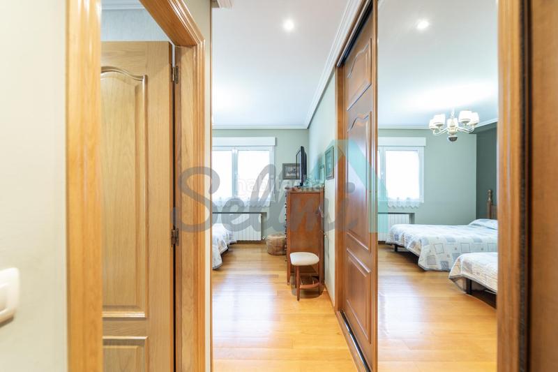 Foto a54dd88a-dad2-43ae-8d82-8c7de4c4a358. Casa en Parroquias Sur - La Manjoya Oviedo