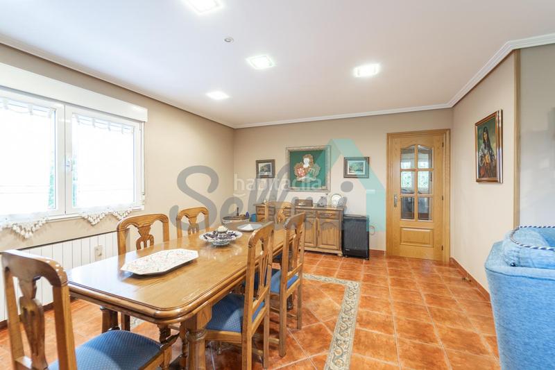 Foto cbfc84f3-d5b7-4702-8784-59faebf9e786. Casa en Parroquias Sur - La Manjoya Oviedo