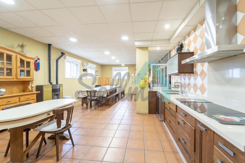 Foto ce03454a-fe5d-41d9-a898-01dafcf86ae5. Casa en Parroquias Sur - La Manjoya Oviedo