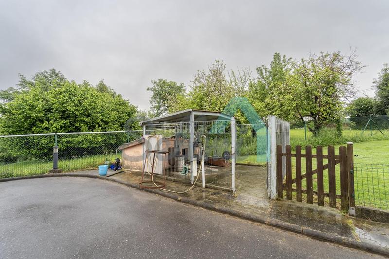 Foto 15a36b33-2a8e-42a4-bf4f-68fb30d75ec2. Haus mit heizung parking in Parroquias Sur - La Manjoya Oviedo