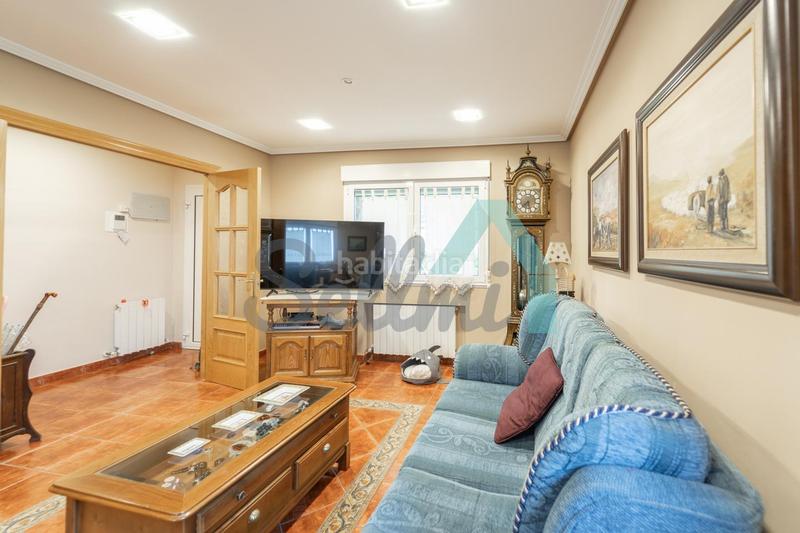 Foto 412e1b8d-2cc7-4c03-b73c-ae0759d831b0. Haus mit heizung parking in Parroquias Sur - La Manjoya Oviedo